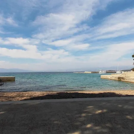 In With Seaview, Terrace, Air Condition, Wifi Malinska
