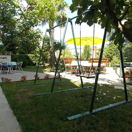 In With Seaview, Terrace, Air Condition, Wifi * Malinska